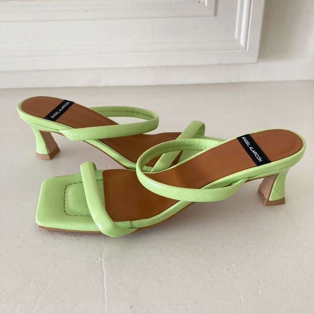 NWOT Angel Alarcon Anthropologie Square Toe Lime Green Leather Sandals